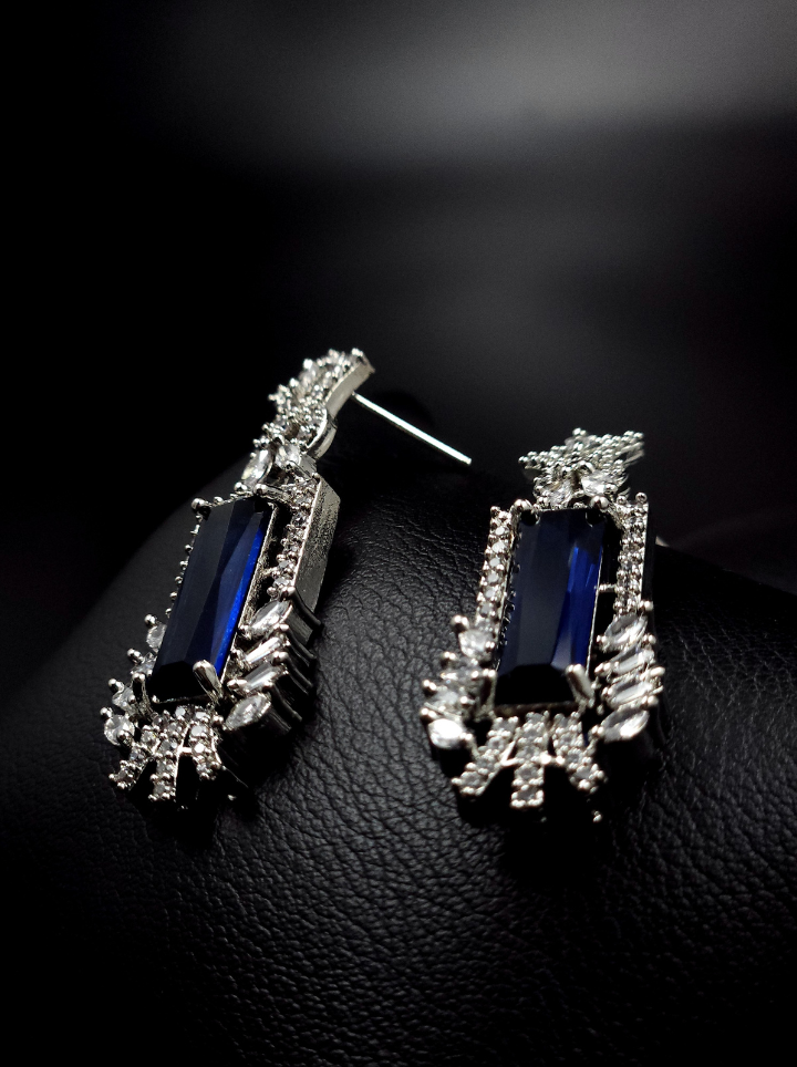 Beautiful Steny AD Ear Rings