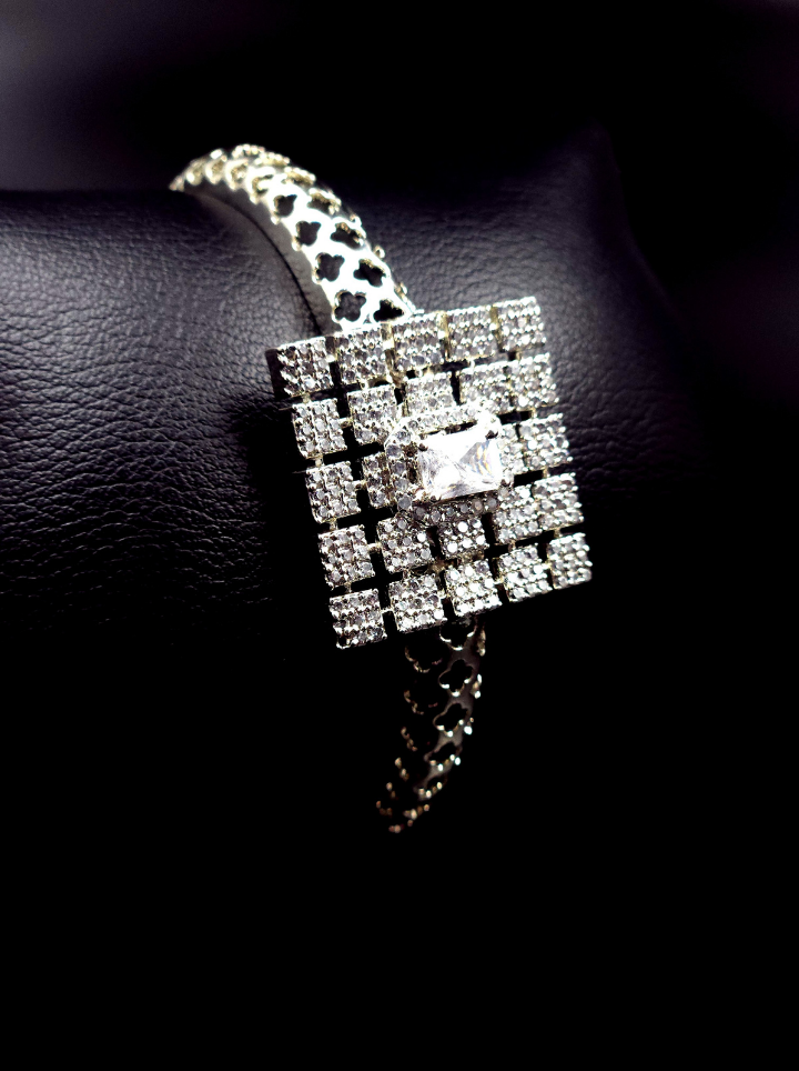 Maharani Gold Bracelet