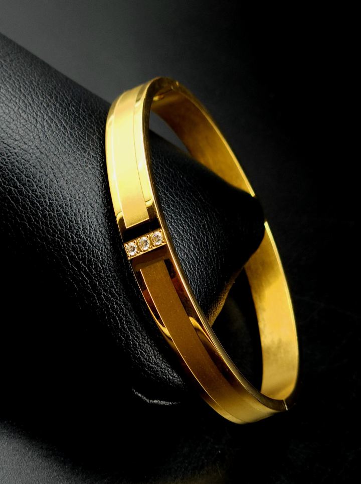 Daily Wear 3 Diamand Bracelet