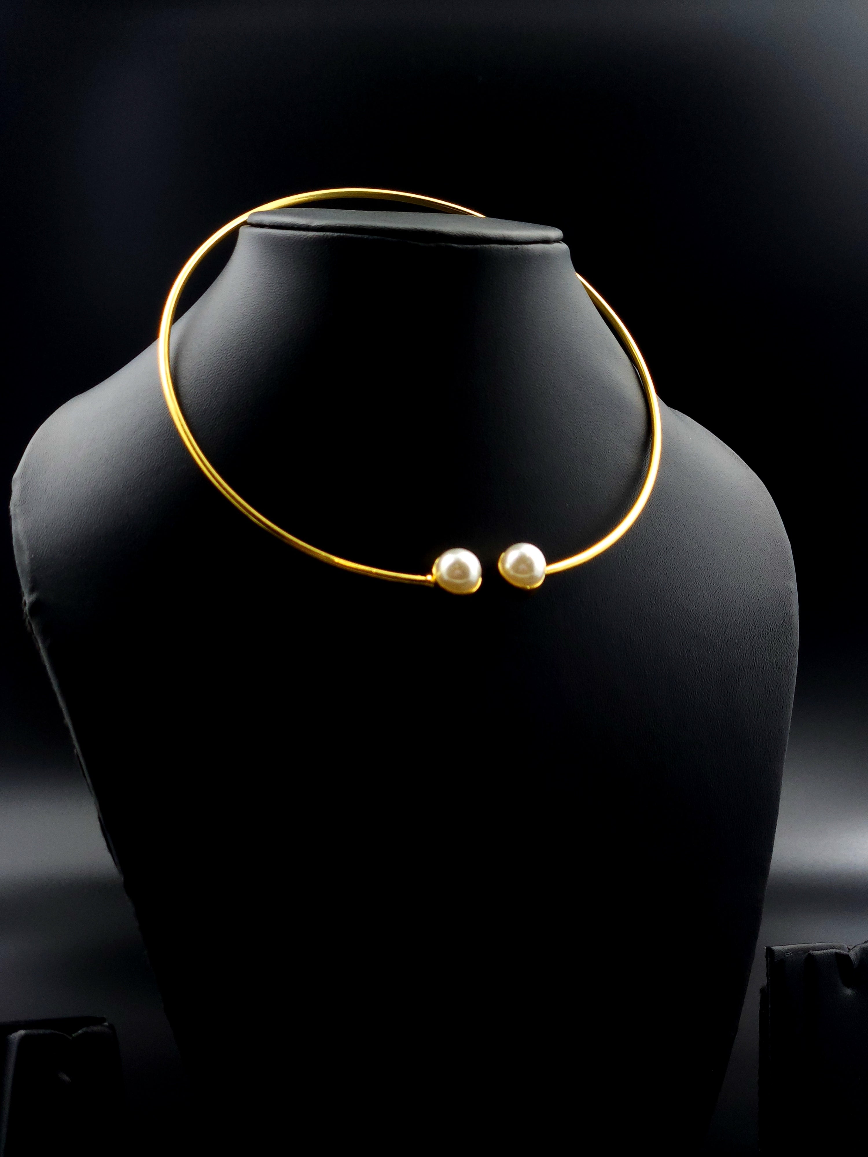 Partywear Pearl Neck Cuff