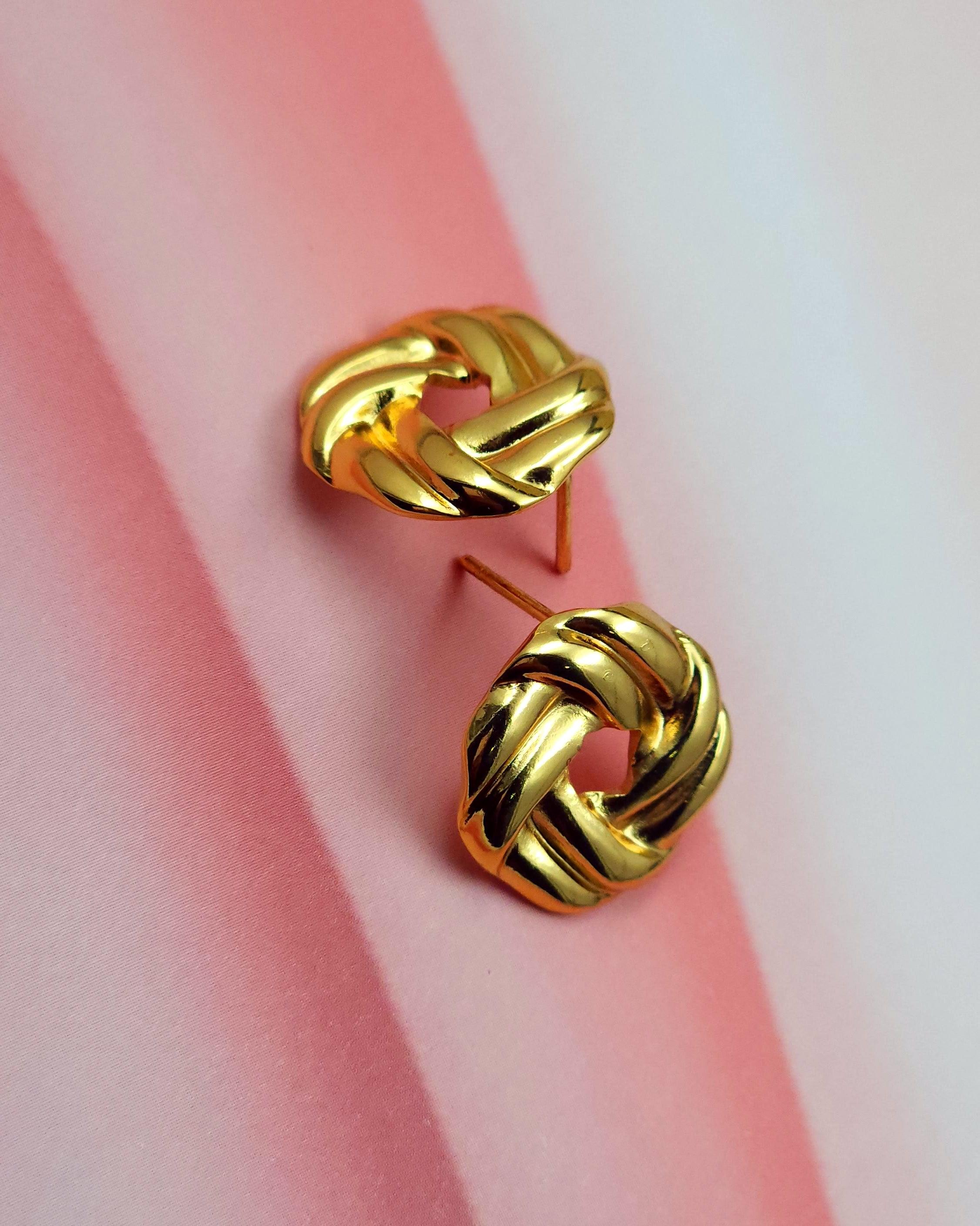 Bling Golden Stud