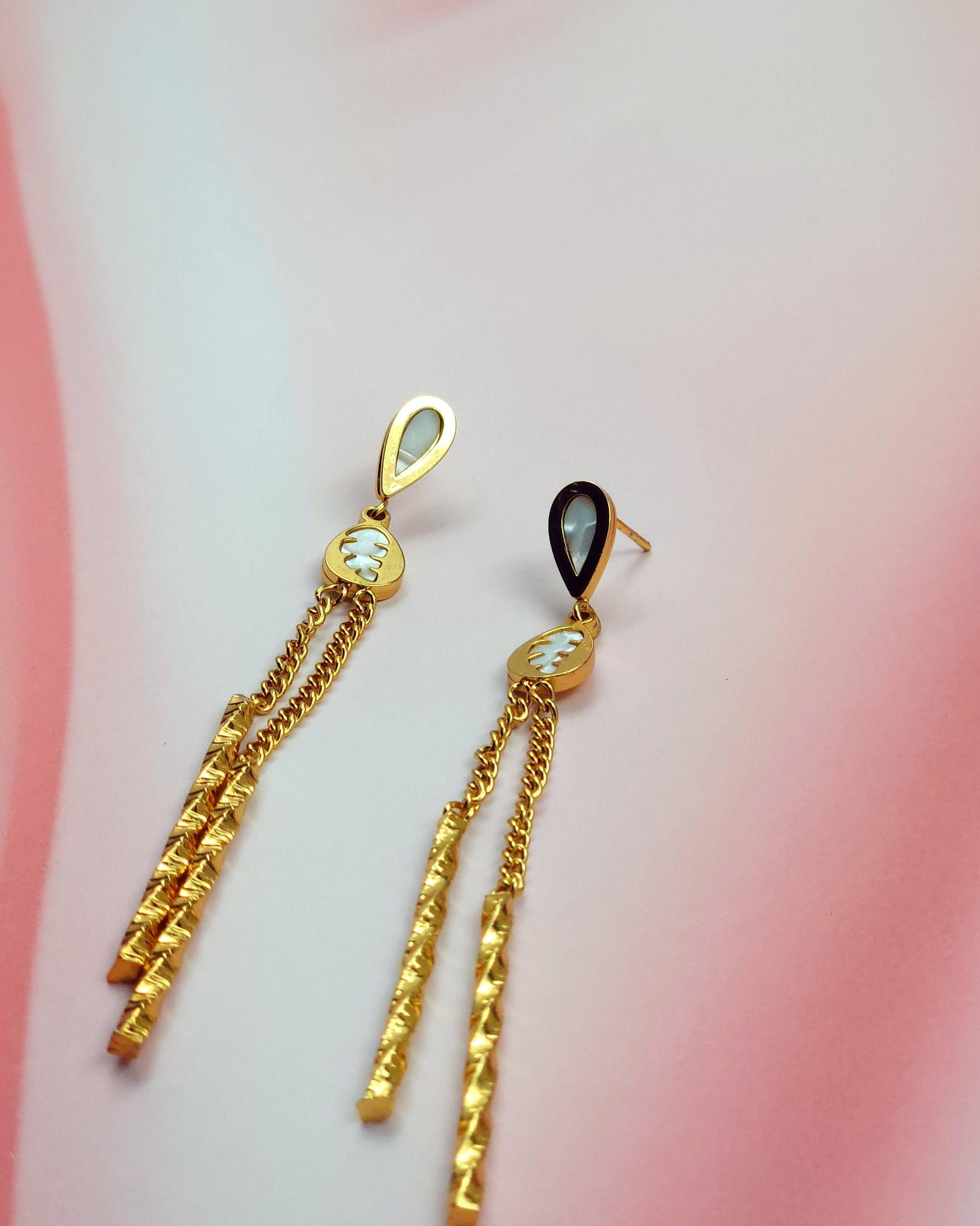 Pretty Drop Earrings