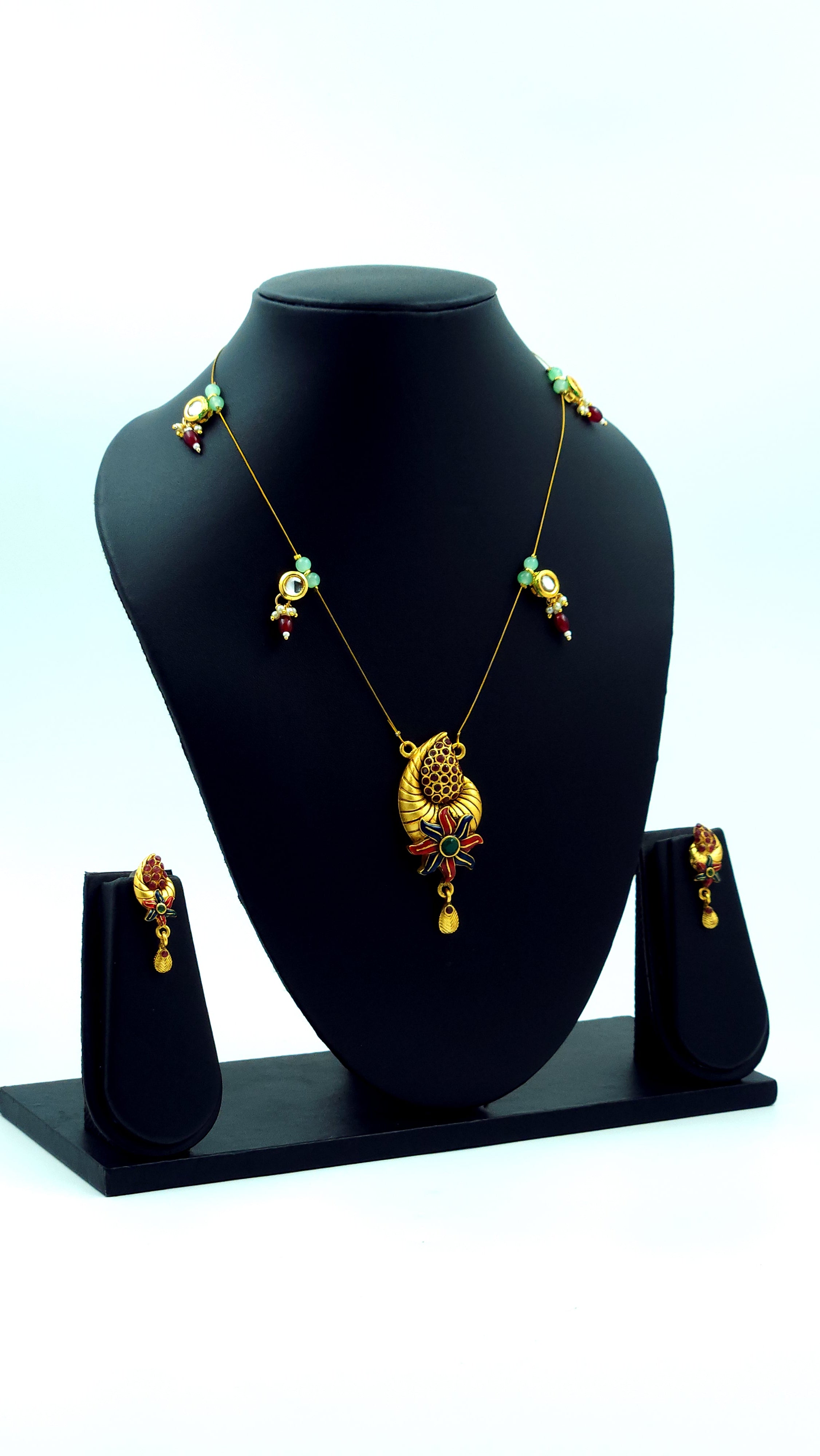 Invisible Pendent Necklace