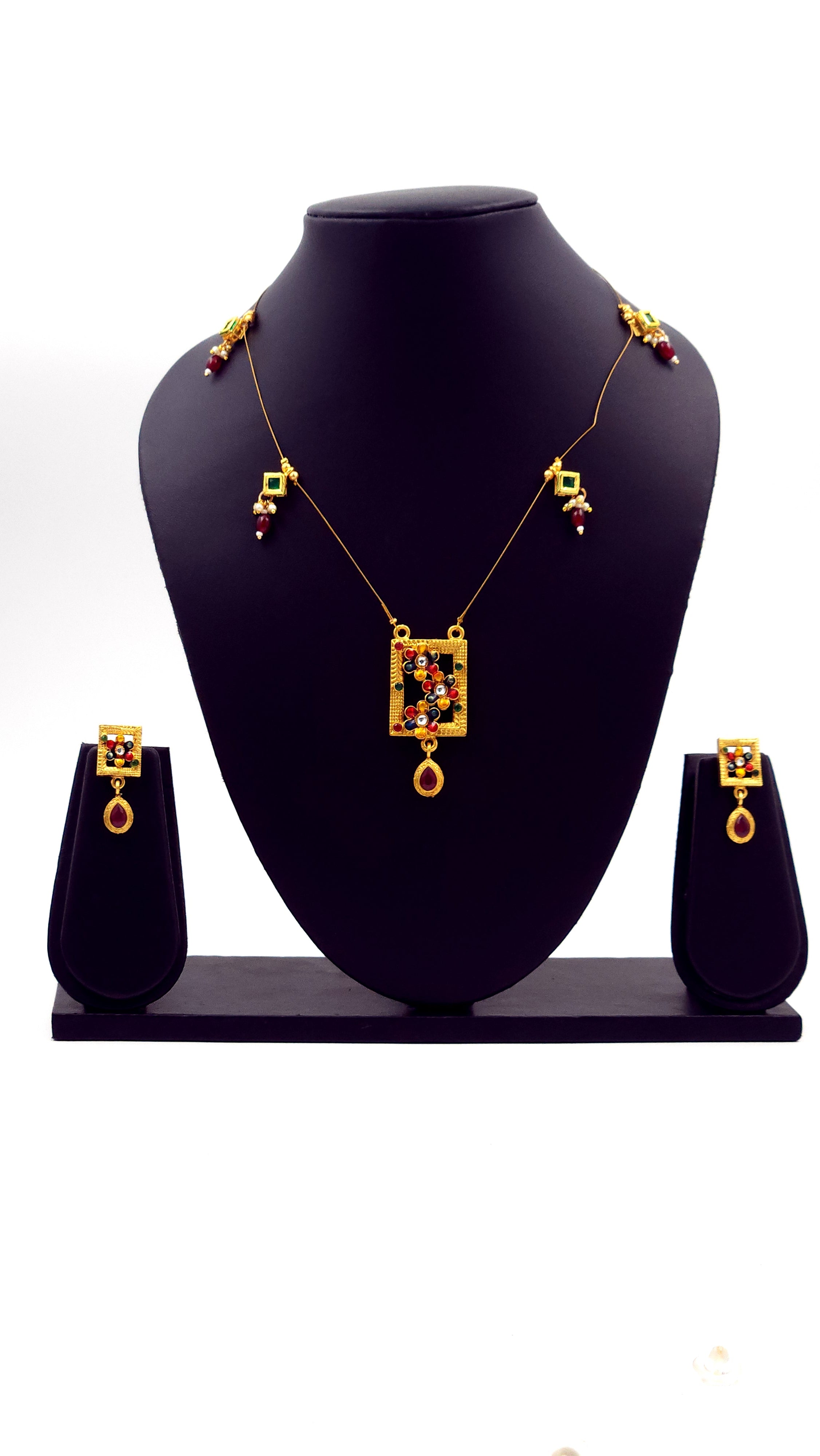 Invisible Chain Pendent Necklace