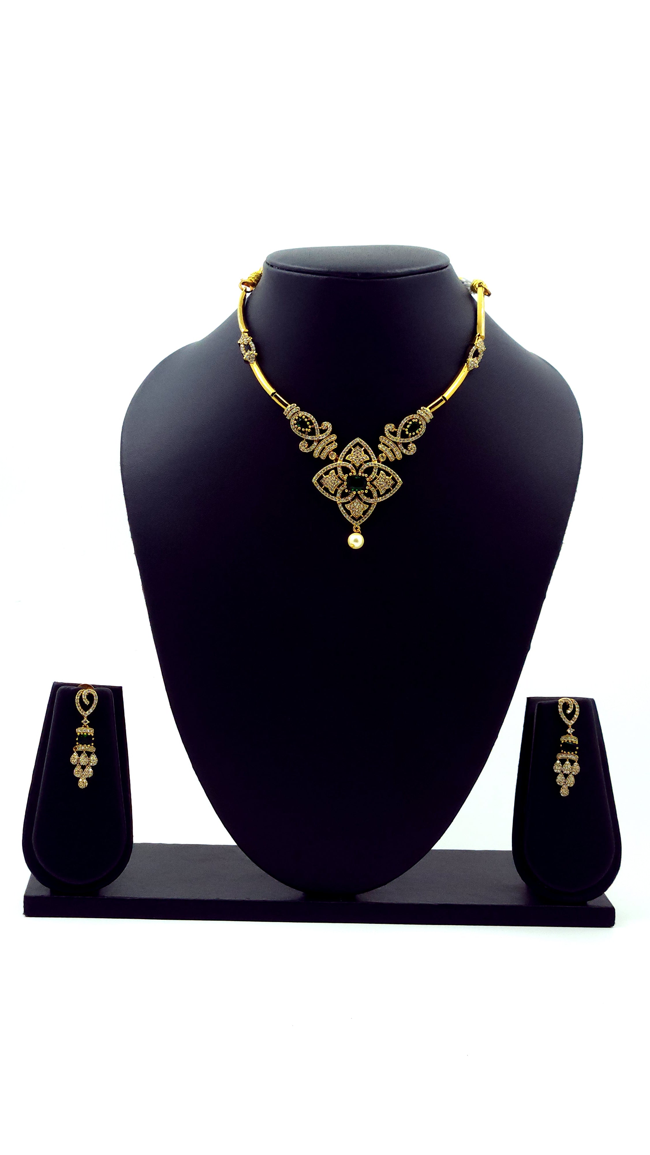 AD Floral Hasli Necklace