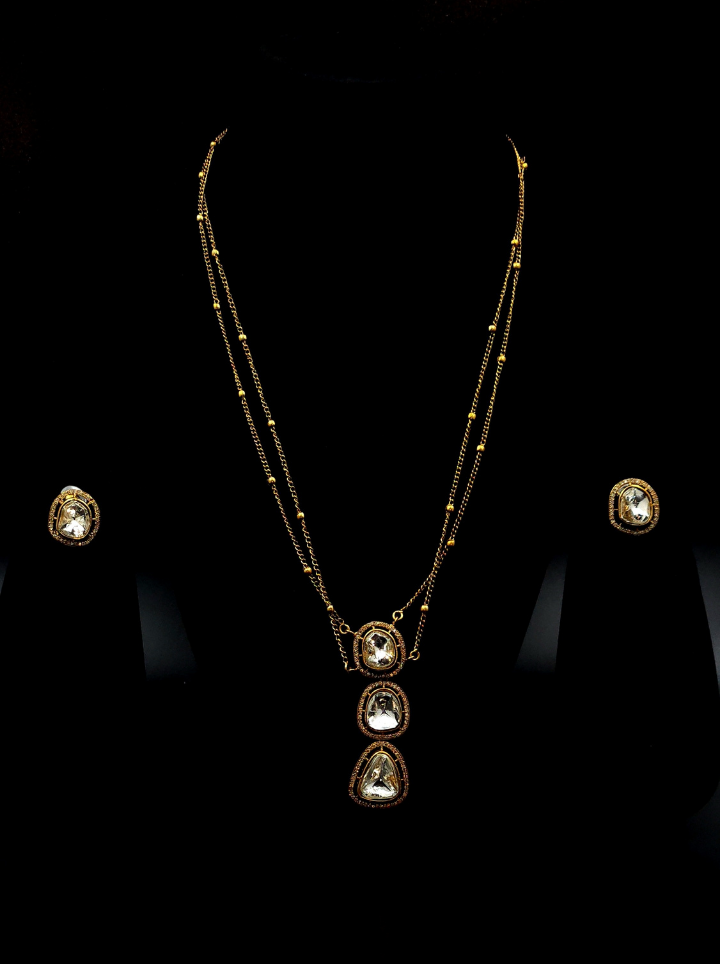 Drop pendant Chain with Moissanite Stone