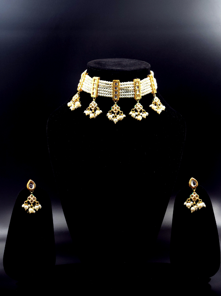 Peral Chokar set with earrings