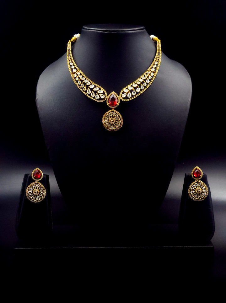 Hasli Victorian Necklace