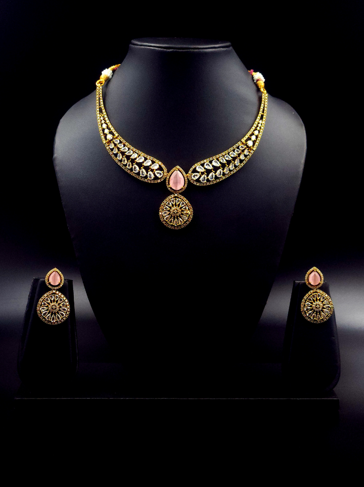 Hasli Victorian Necklace