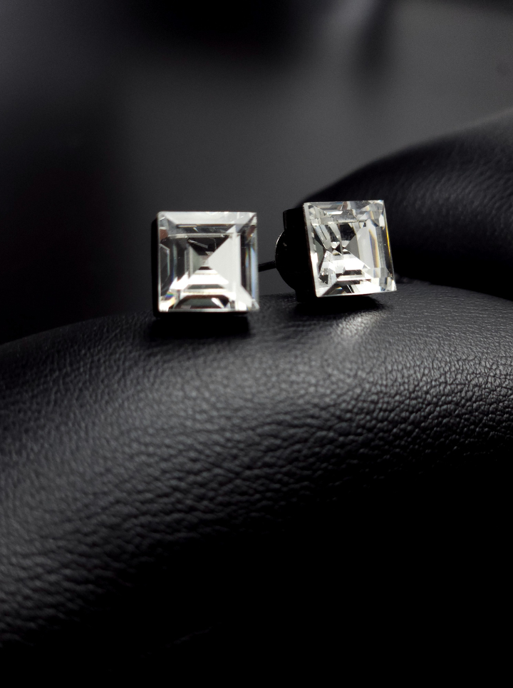 White Stone Stud