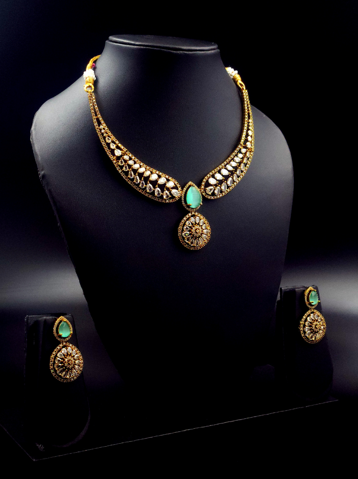 Hasli Victorian Necklace