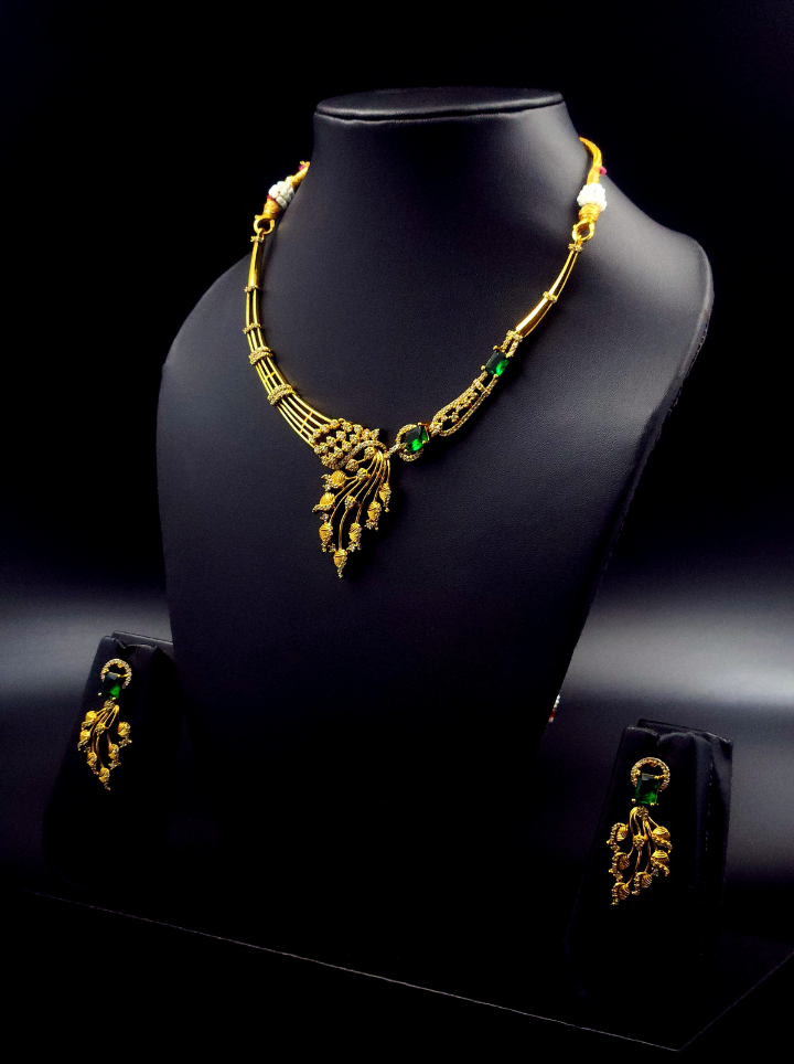 Golden Hasli Necklace