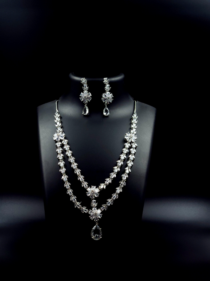 two layerd Necklace set