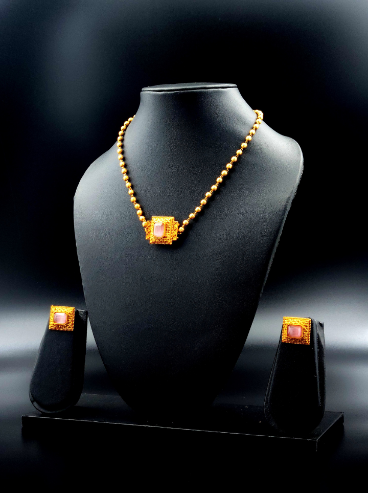 Golden Mini Chokar Set