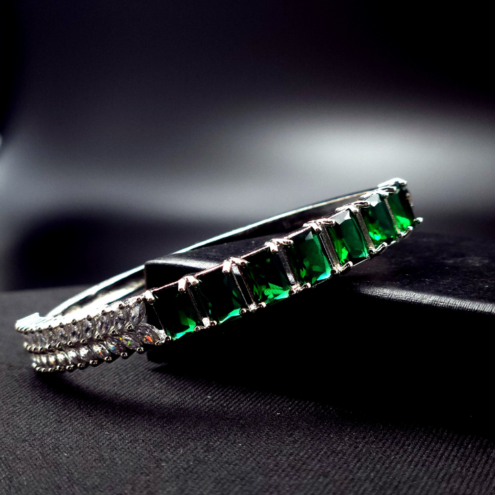 Emerald Majesty Bracelet