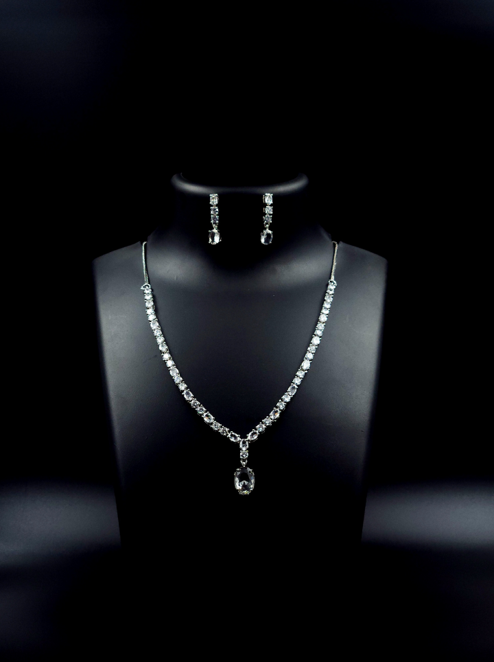 Diamond stone Necklace