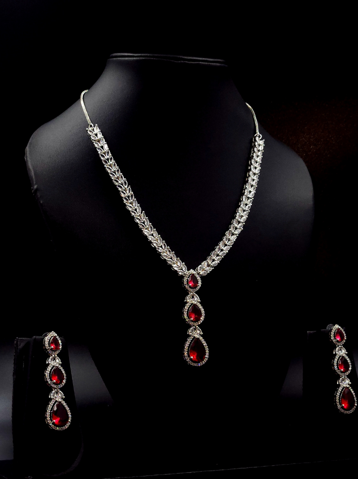 Trendy Ruby Diamond Nacklace Set