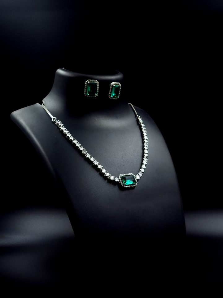 emerald stone Necklace set