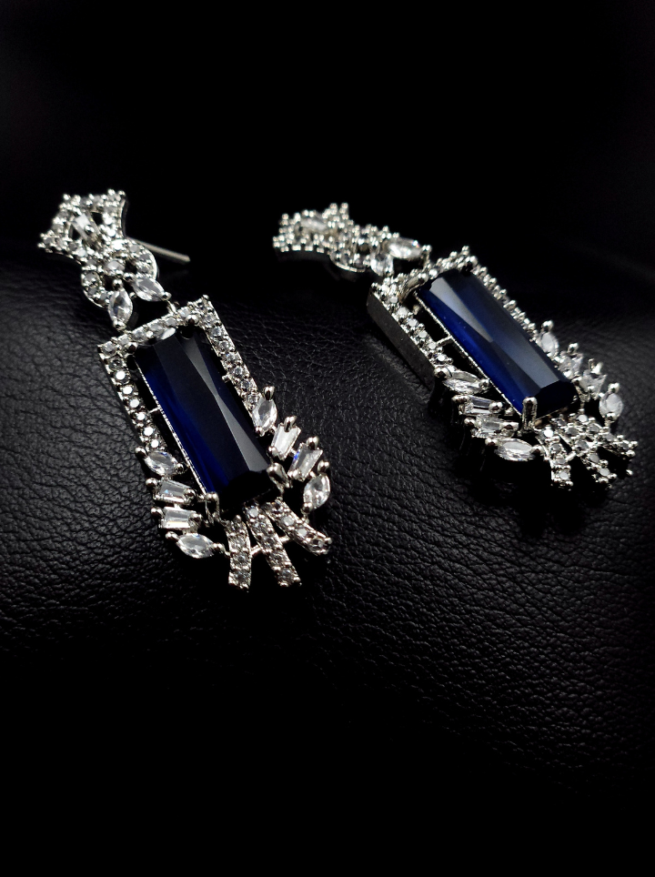 Beautiful Steny AD Ear Rings