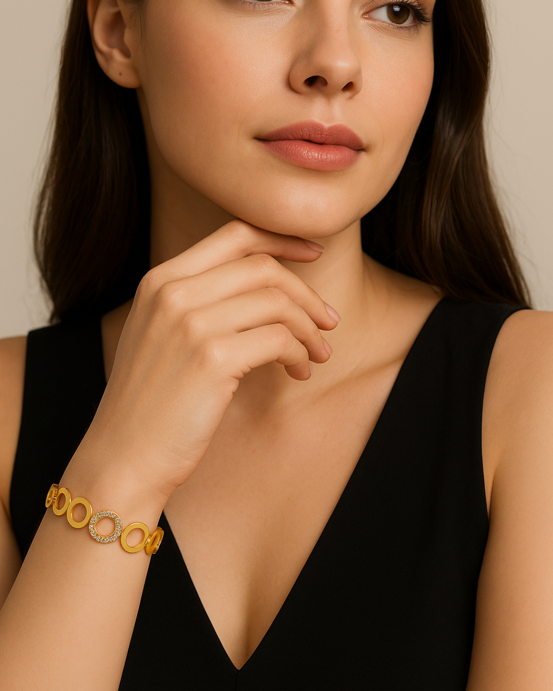 Dazzle Luxe Round Bracelet
