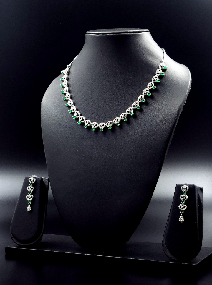 Emerald Stones Diamond Necklace