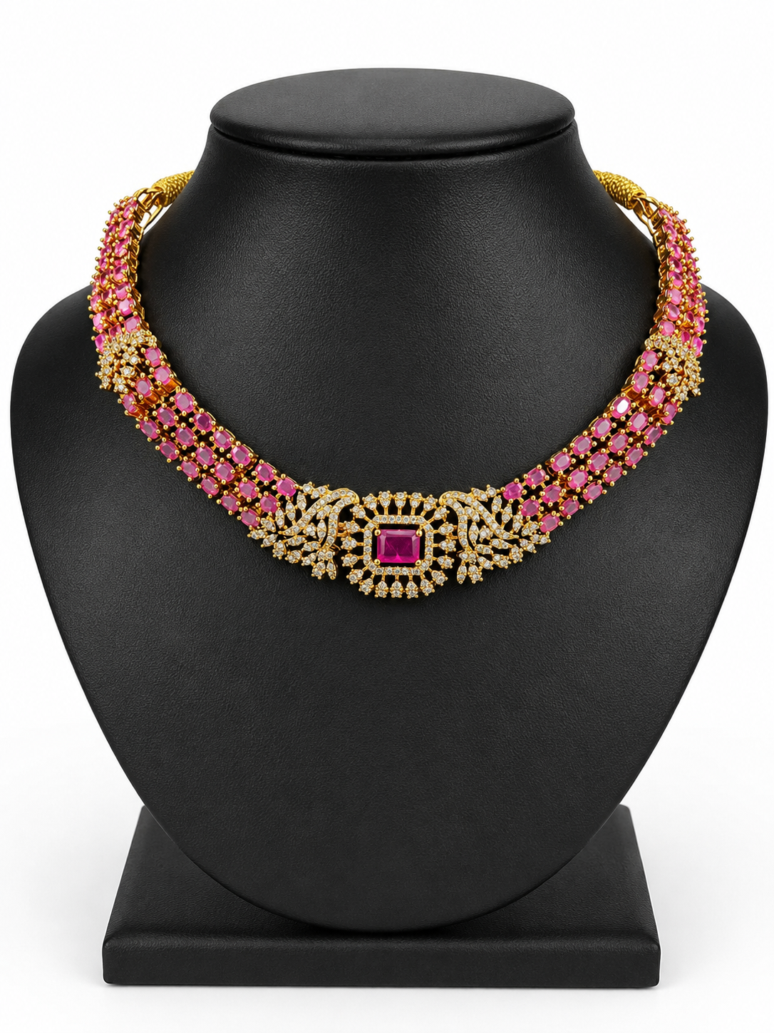 Beautiful Pink Diamand Necklace