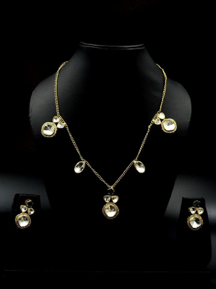 Premium Moissanite Pendant Short Neckpiece
