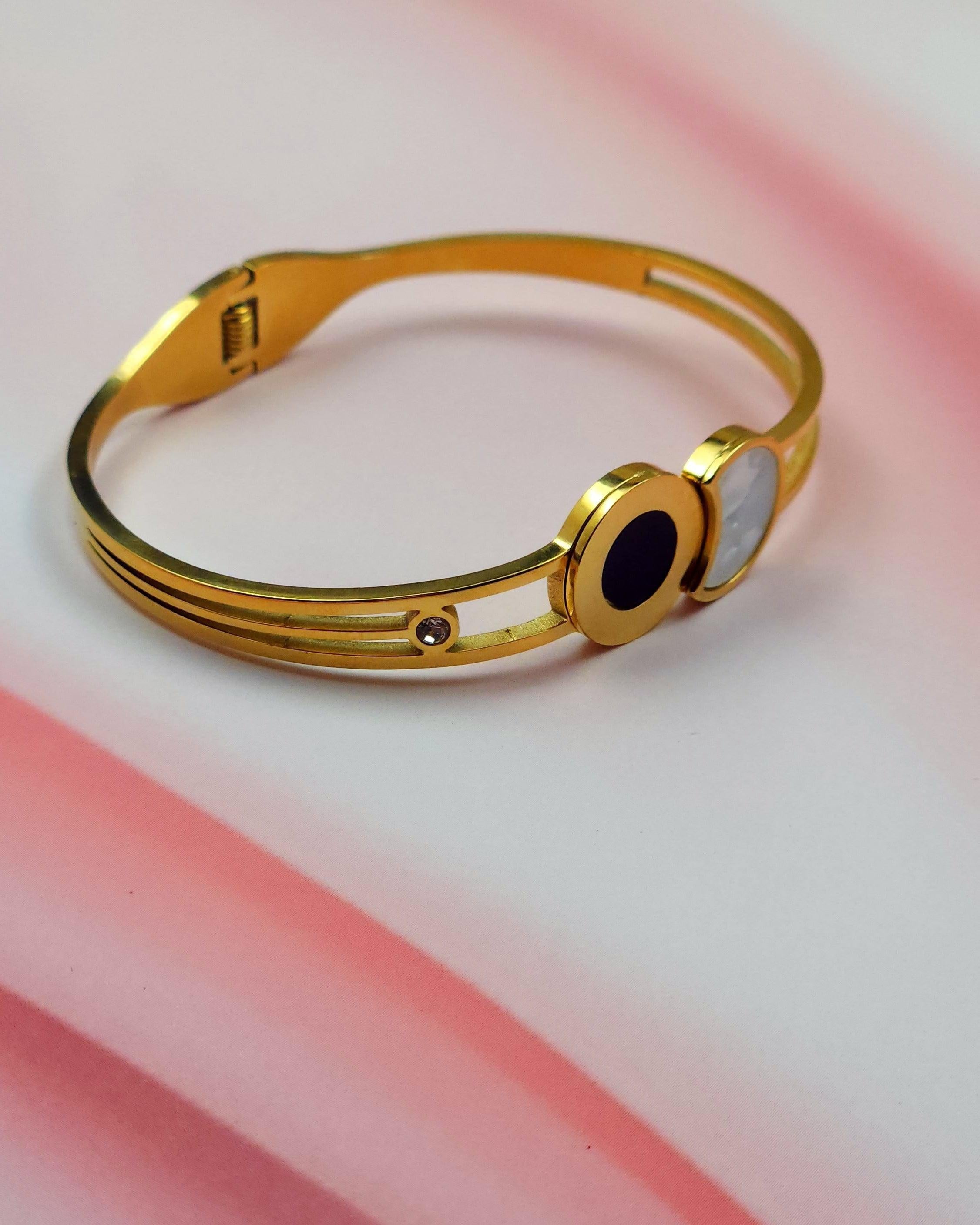 White-Black Empress Bracelet