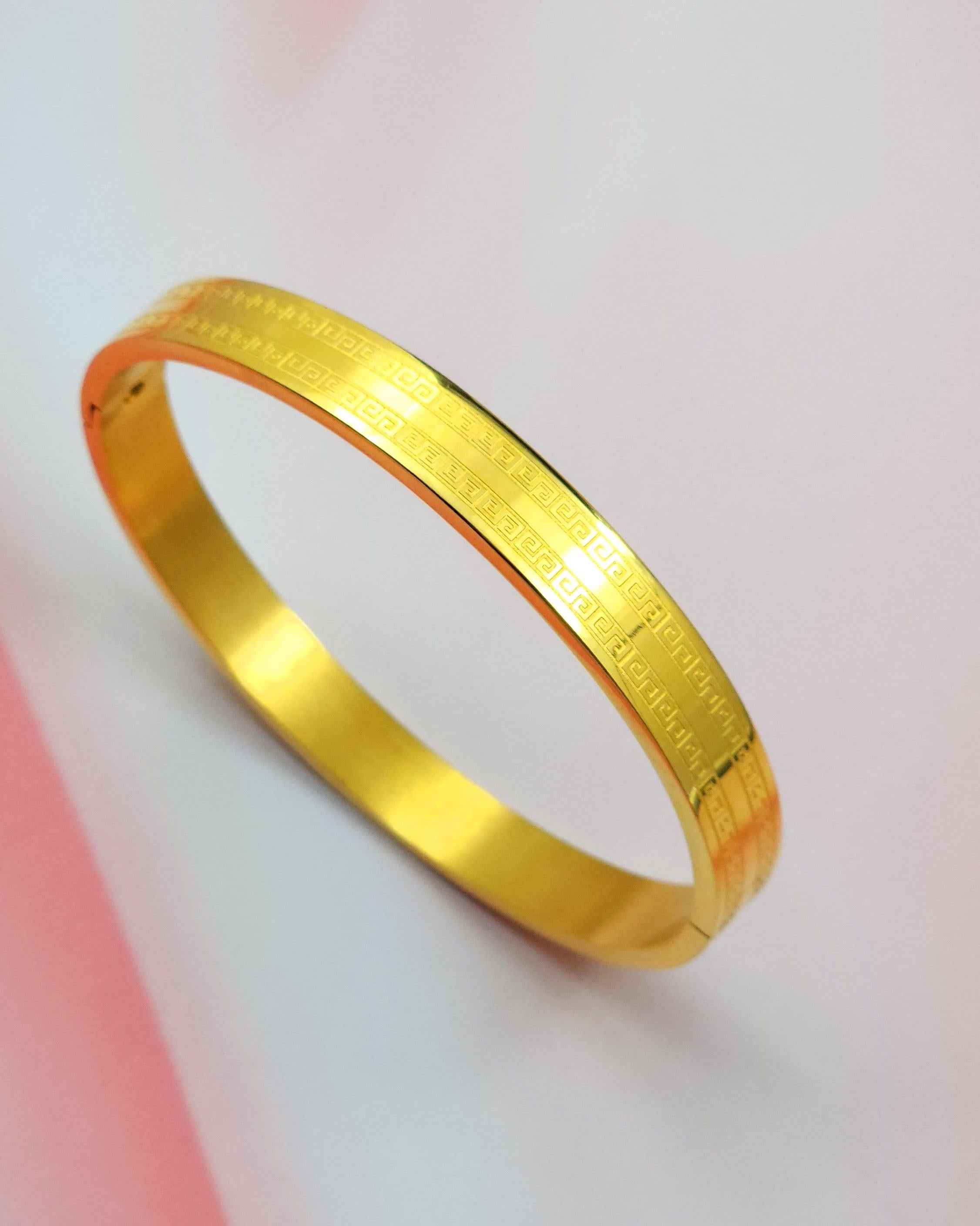 Bangle style Golden Bracelet