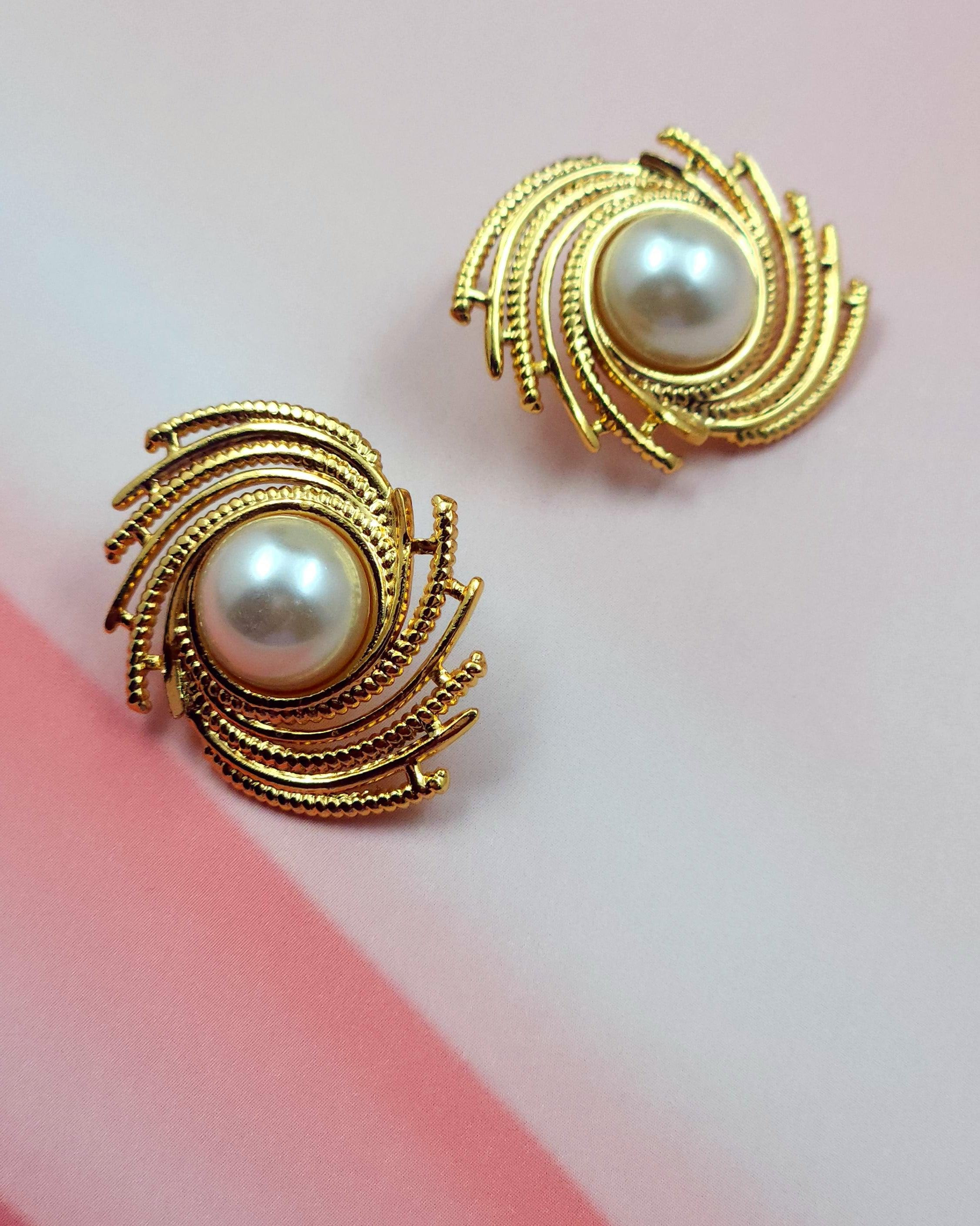 Date Stud Earrings
