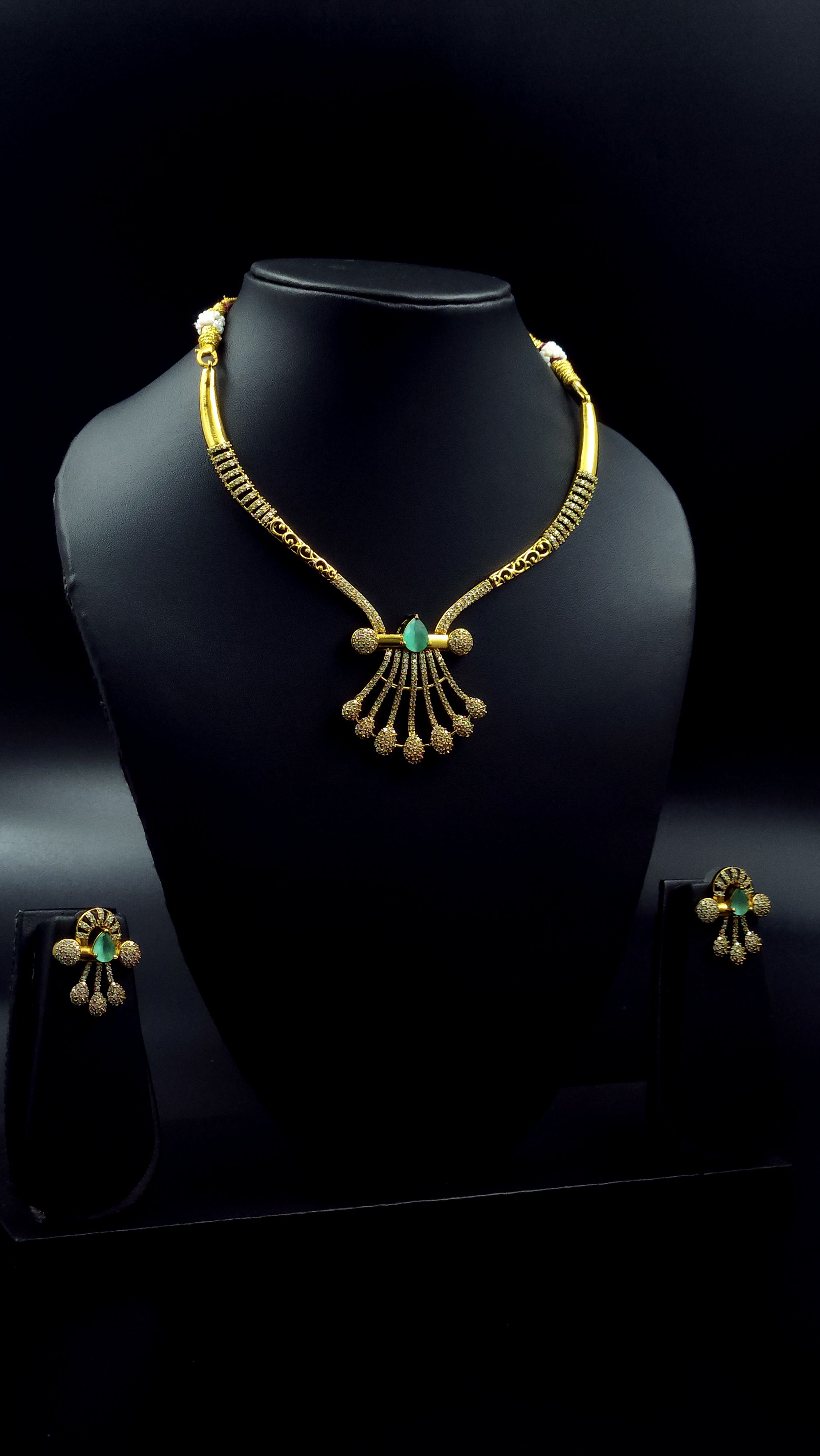 Hasli Style Floral Neckpiece