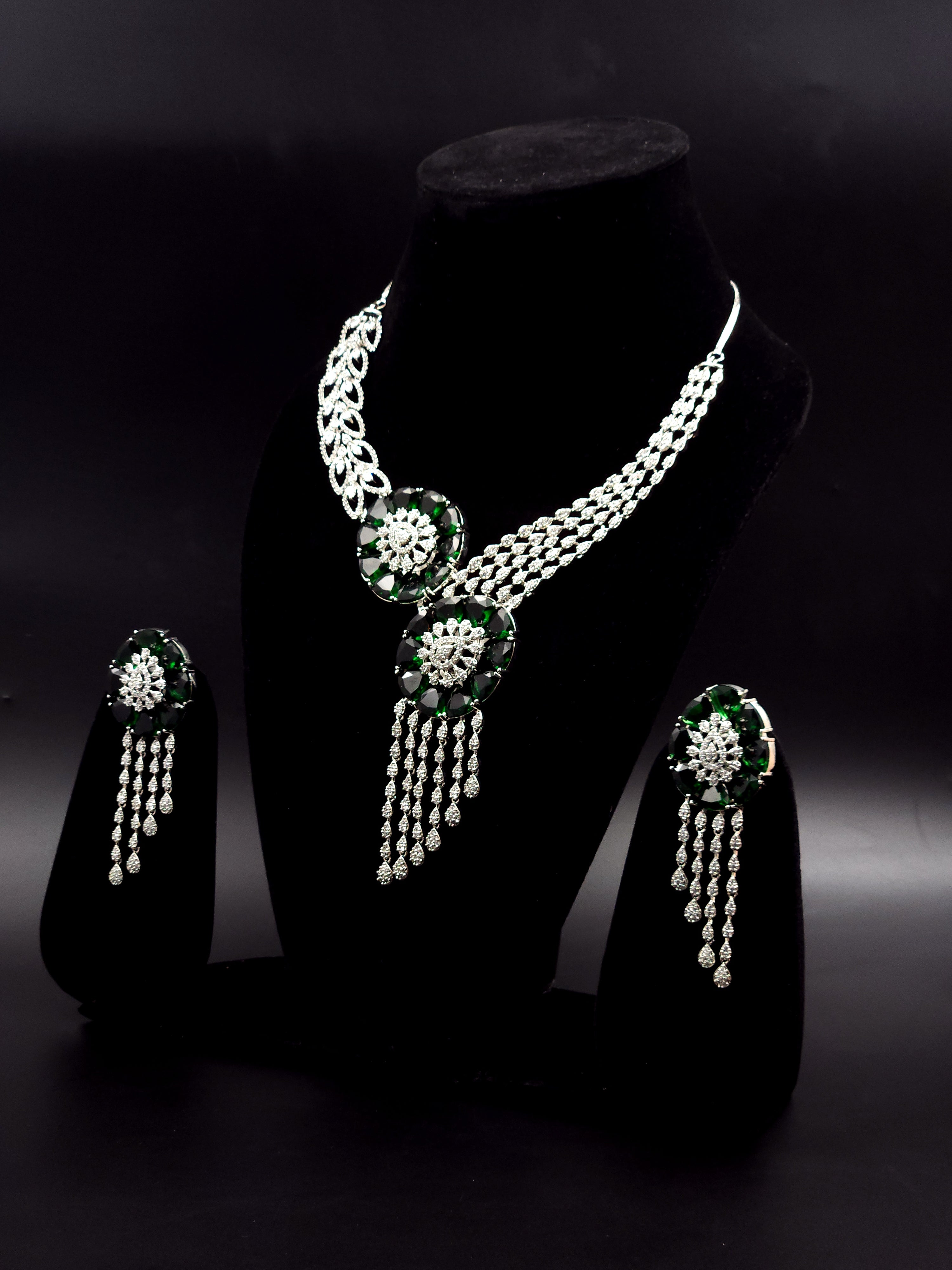 Green-Cut Crystal AD Choker