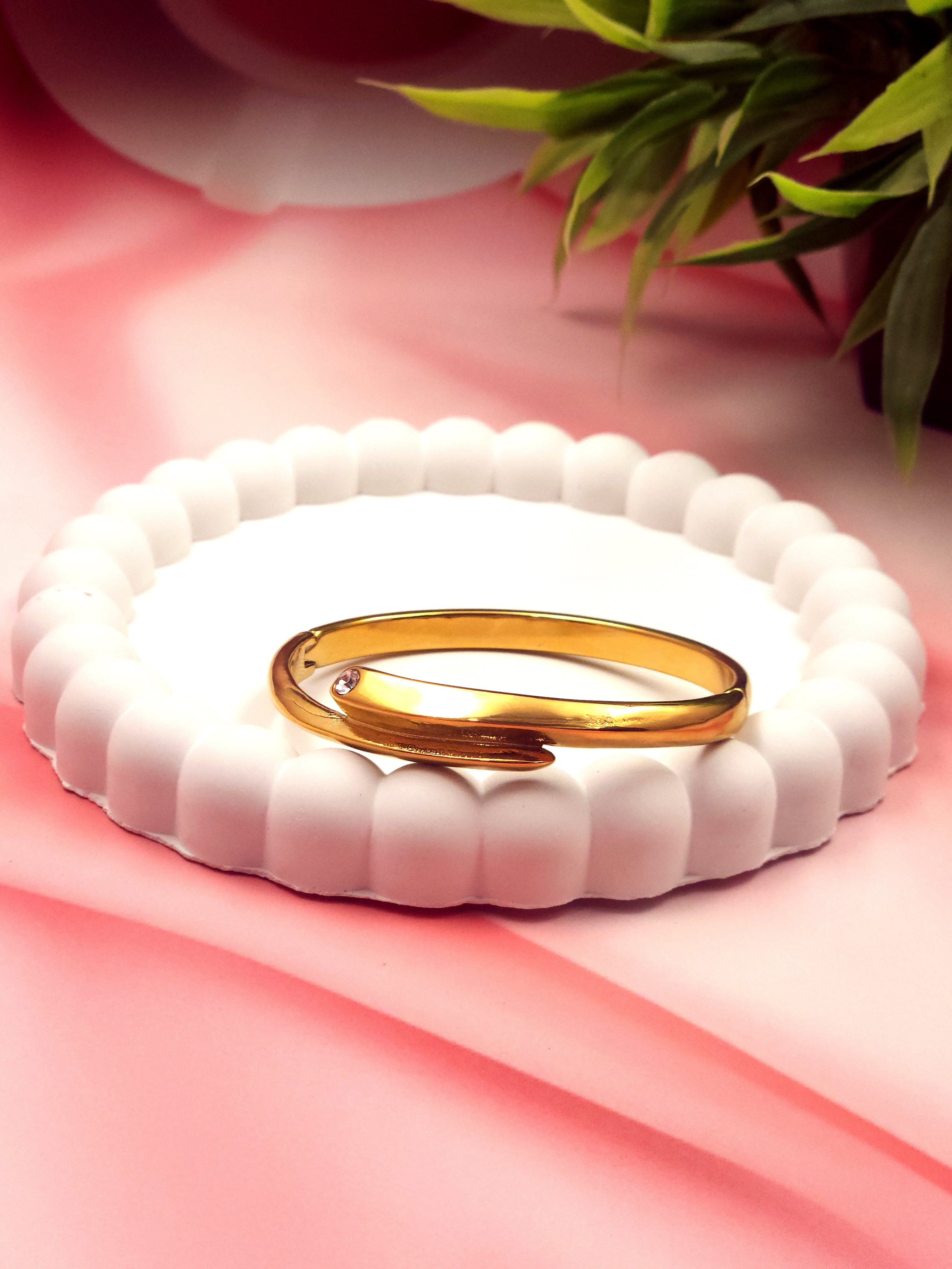 Gleaming Grid Bracelet