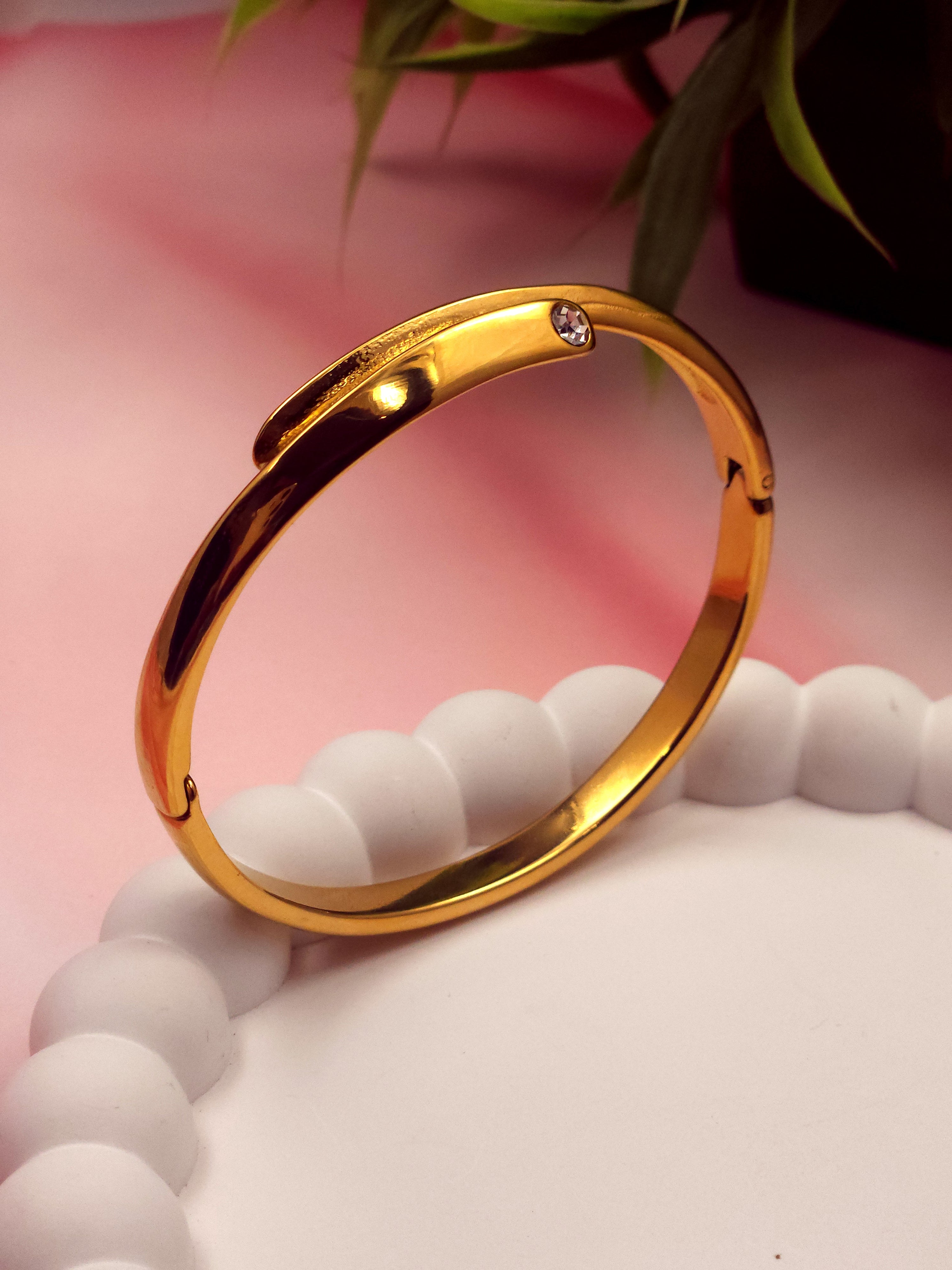 Gleaming Grid Bracelet