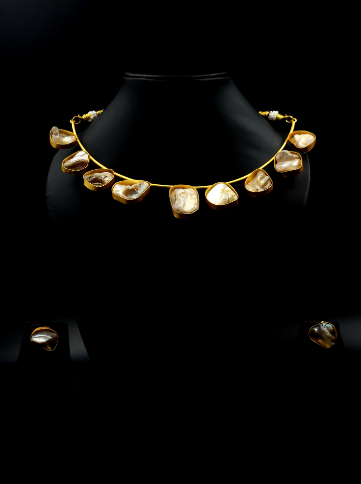 Row stone Hasli Jewellery