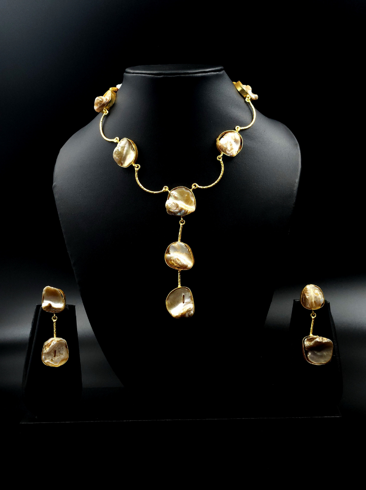 Raw Stone Necklace with beautiful long pendent