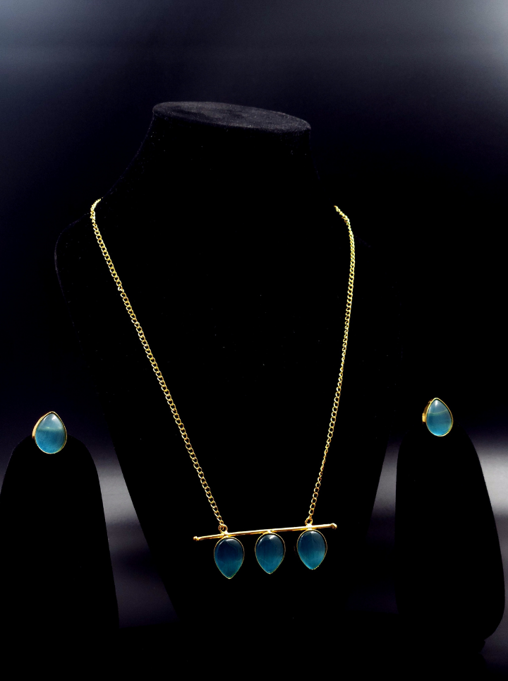 3 Stone Pendant Set with Stud