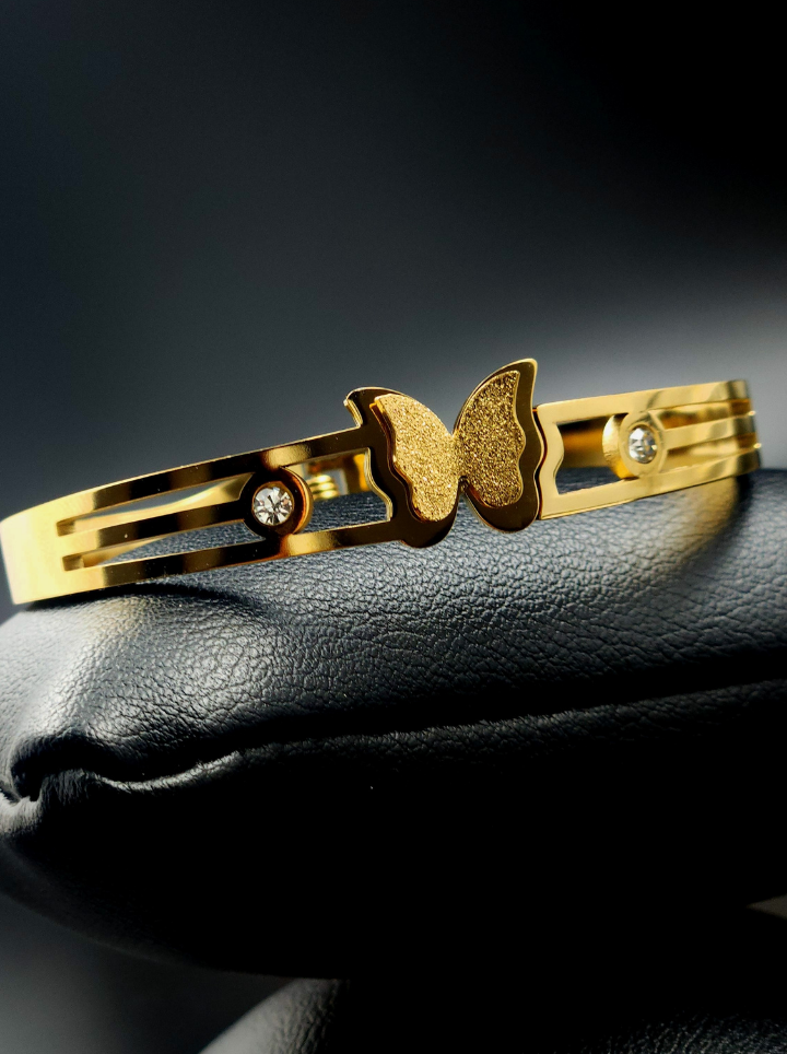 Daily Wear Butterfly Gold Bracelet