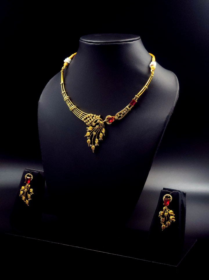 Golden Hasli Necklace