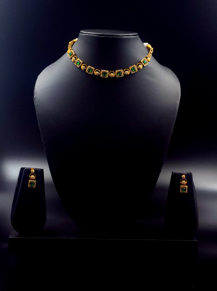 AD Green Necklace