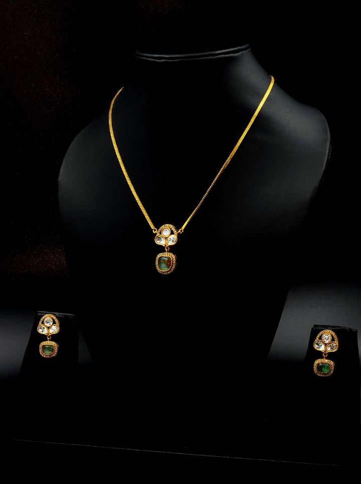 Beautiful Chain Pendent