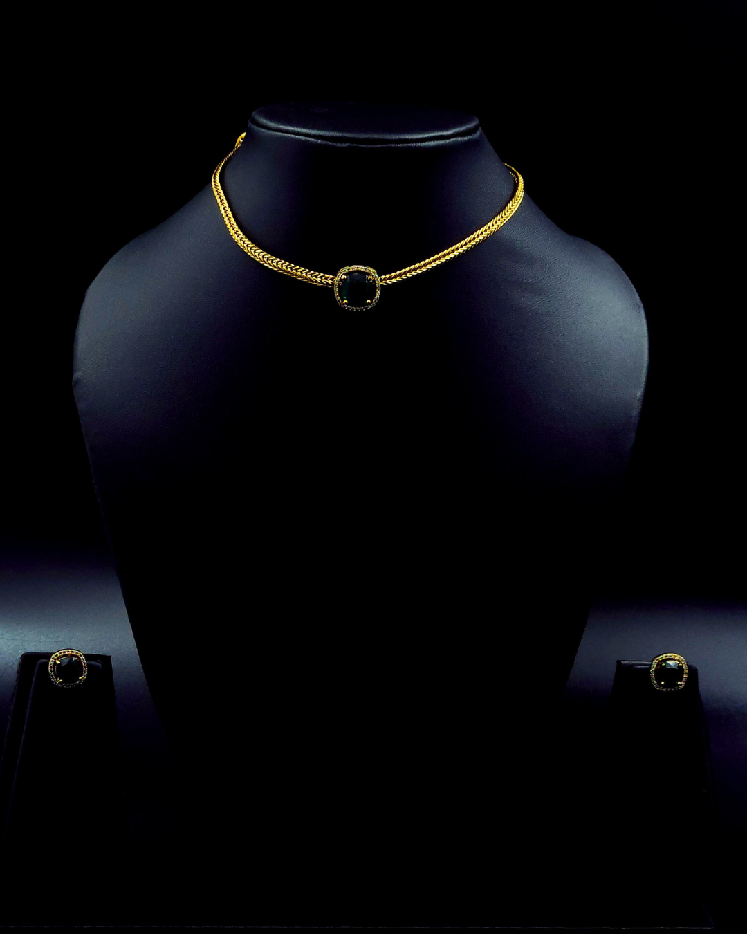 Delight Choker with Stud - Dark Green