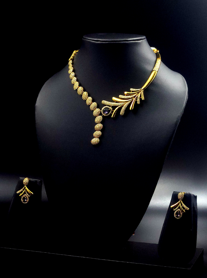 Hasli Golden Necklace