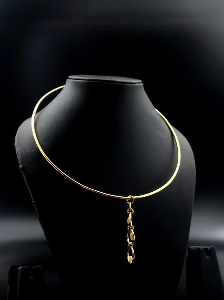 Peral Drop Pendant Neck cuff