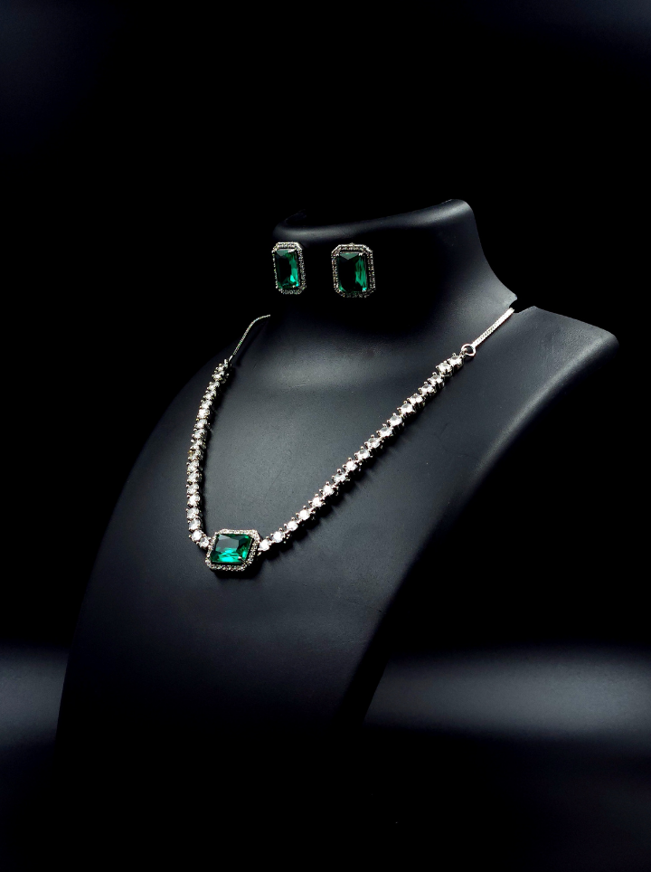 emerald stone Necklace set