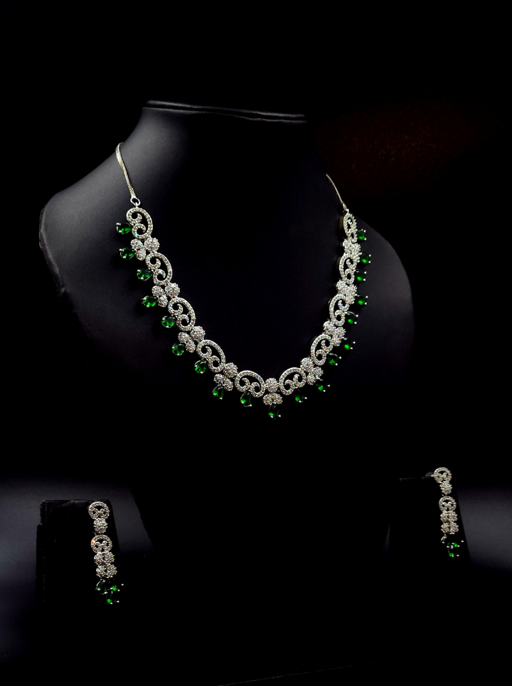 Party ware Emerald Necklace Set