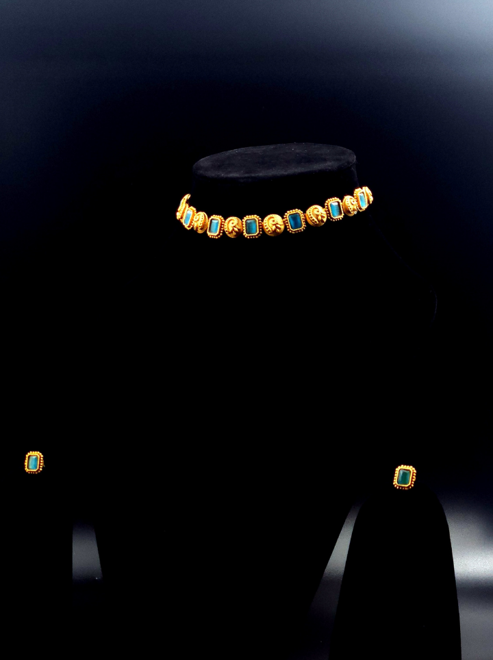 Minimalist Meenakari Gold Choker Set