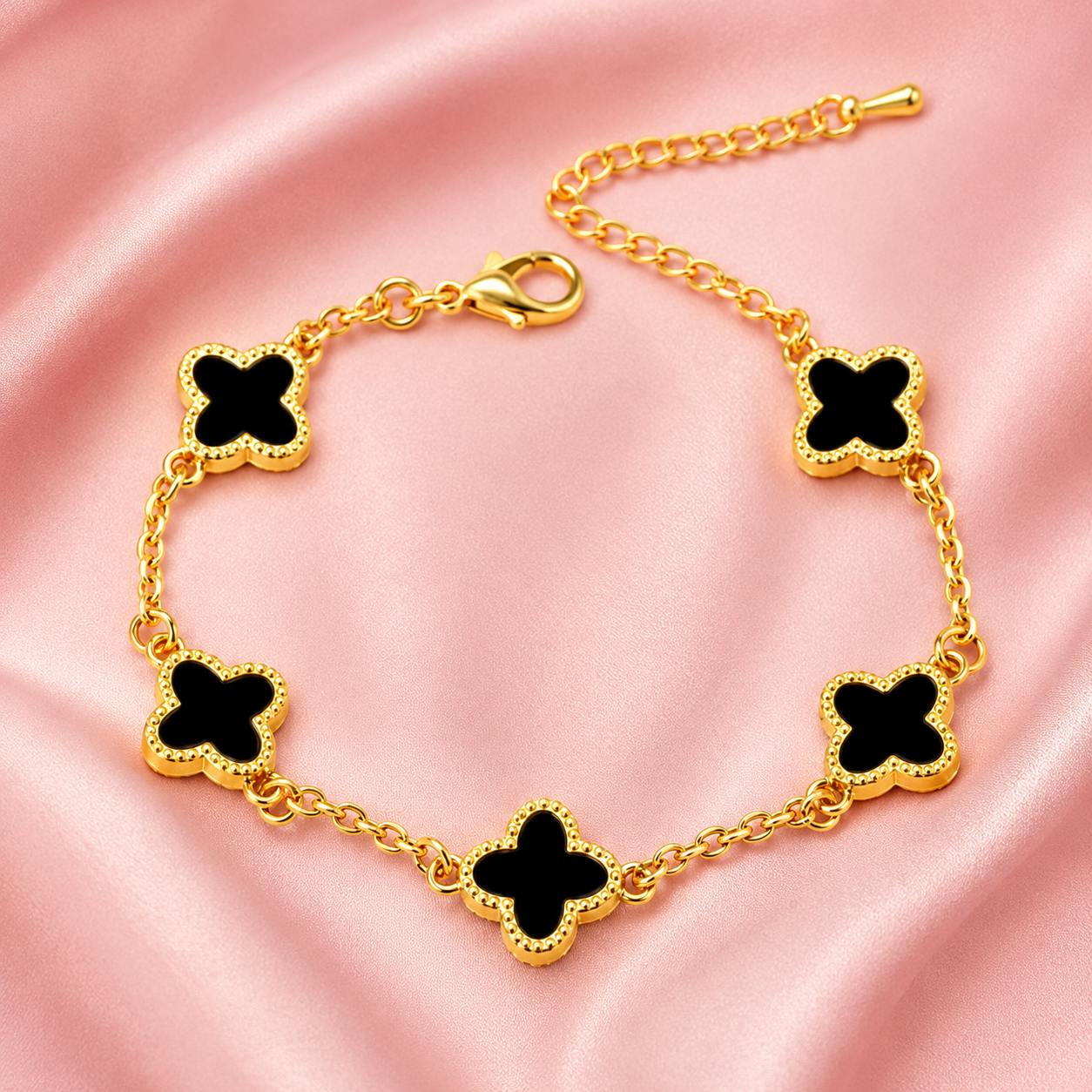 Timeless Black Clover Chain Bracelet